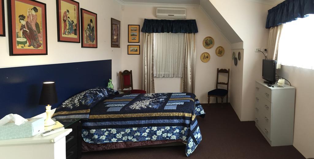 Aarn House B&B Airport Accommodation Perth Exterior photo